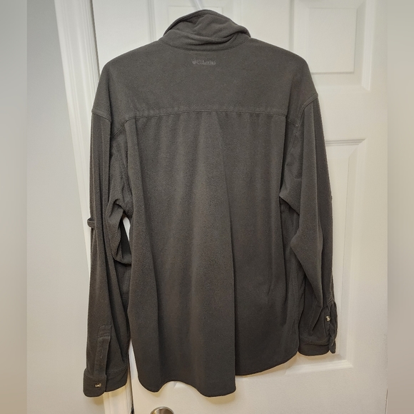 💥Sale💥Columbia Men's Button-Down Long Sleeve Shirt Dark Grey - Picture 3 of 9